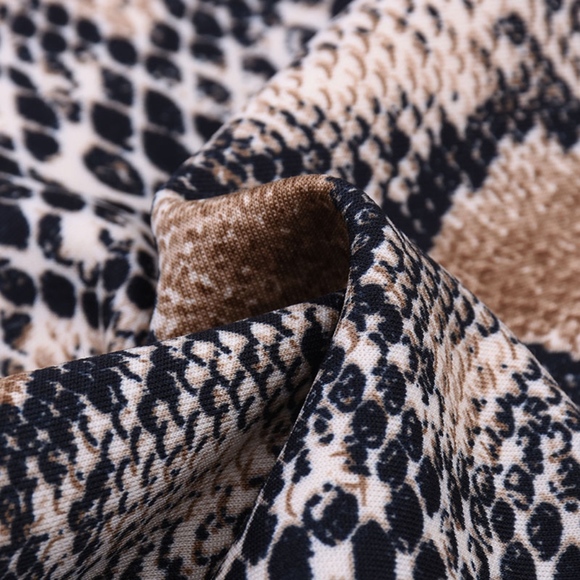 NEW! Snake-Skin Bandeau Crop Top! - Picture 3 of 4